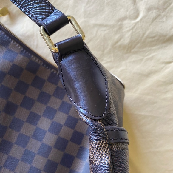 Authentic Louis Vuitton Bloomsbury GM - Picture 11 of 11